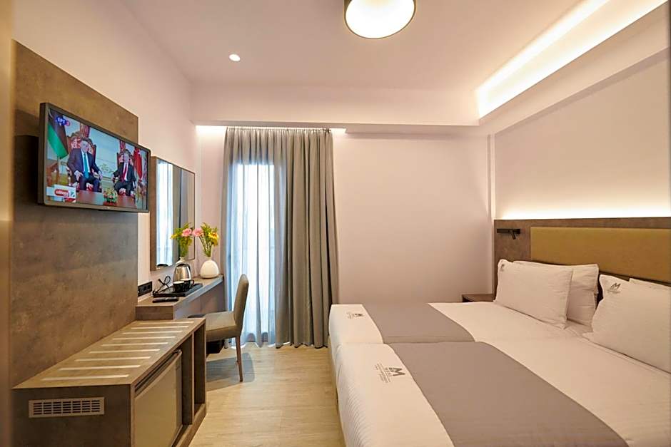 Meni Hotel & Apartments UNDER NEW MANAGEMENT