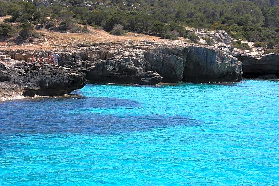 C & A Hotel Apartments