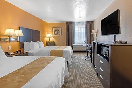 Queen Room with Two Queen Beds - Non-Smoking