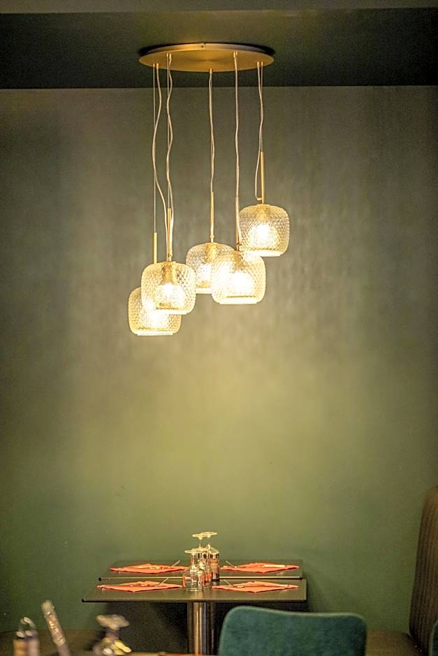 Logis Hotel des Bourbons