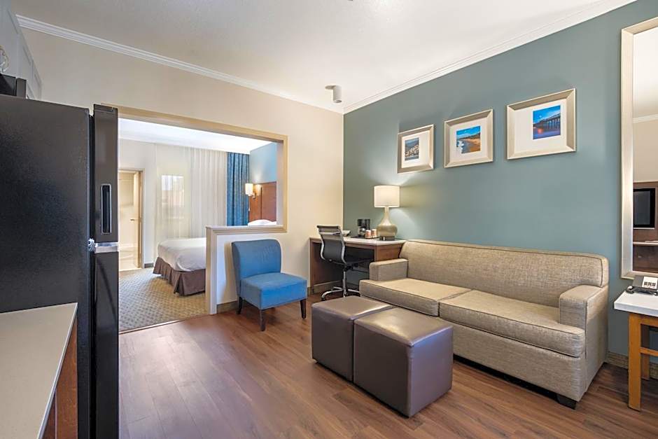 MainStay Suites Orange County John Wayne Airport