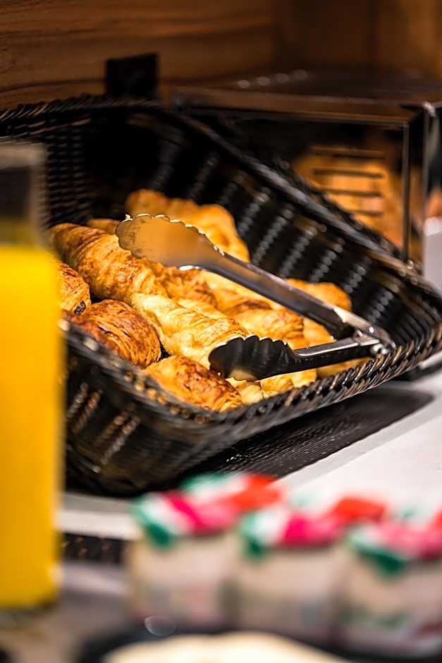 Hotel Montparnasse Saint Germain