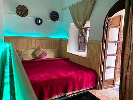 Double or Twin Room with Private Bathroom