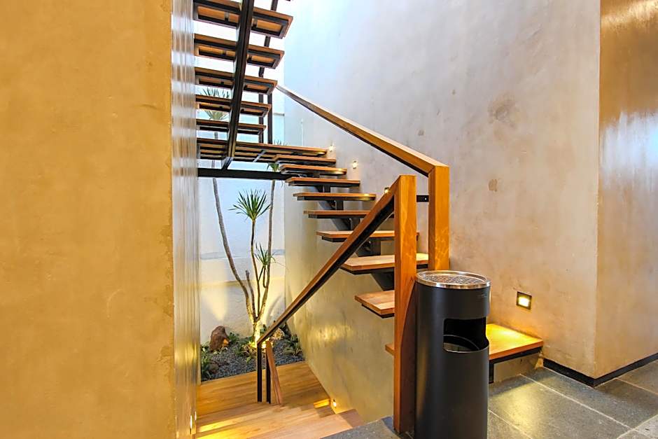 Keenan Living Perumnas