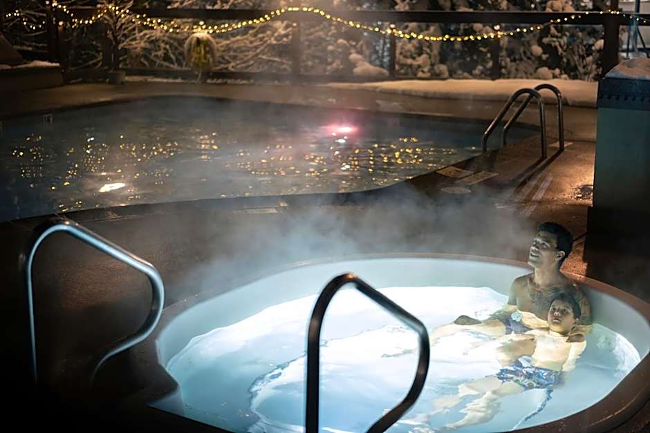 Whistler Village Inn & Suites