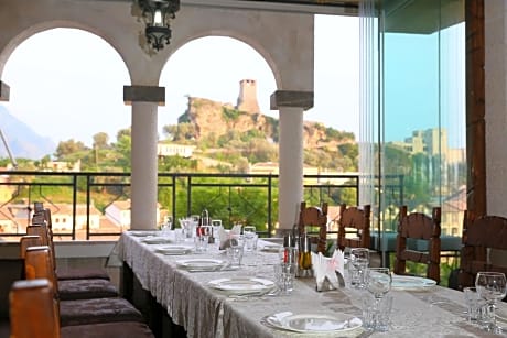 Hotel Panorama Kruje