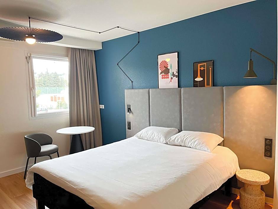 ibis Martigues