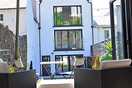 Pier39Portrush Adult Only