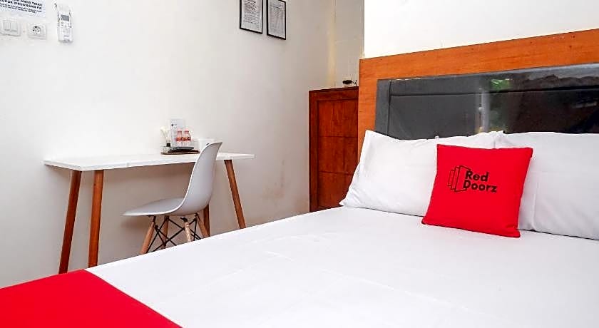 RedDoorz near RS Permata Medika Ngaliyan Semarang