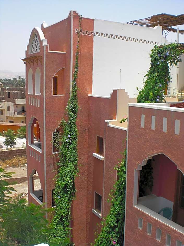 El Fayrouz Hotel