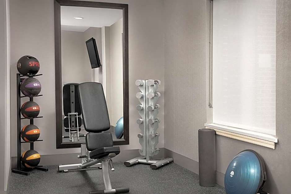 Holiday Inn Express & Suites Chambersburg By IHG