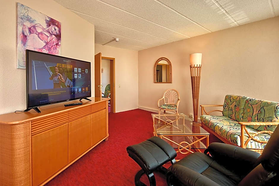 TRIP INN Axxon Hotel