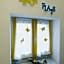B&B Lemon Flats