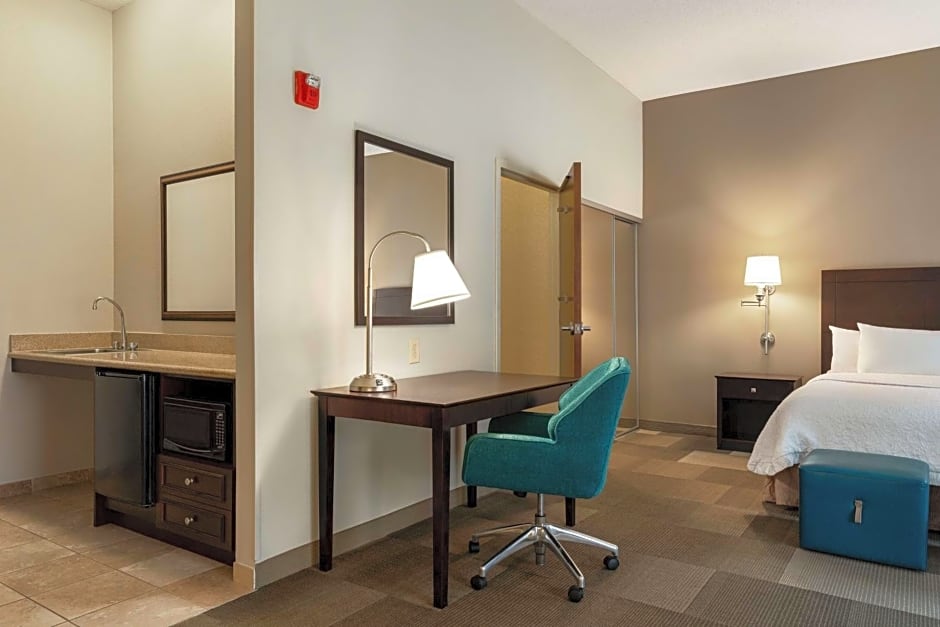 Hampton Inn By Hilton & Suites Atlanta Airport West/Camp Creek Pkwy