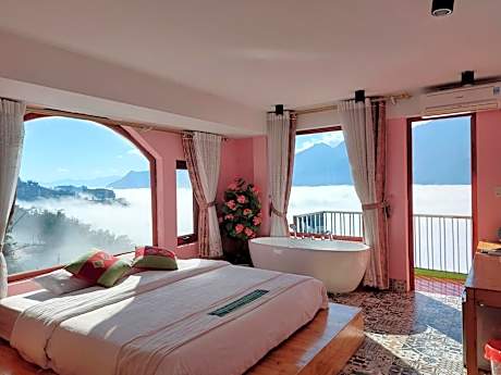 Junior Suite with Mountain View