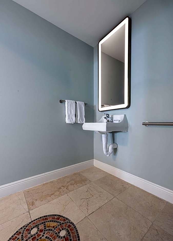 Bayside Villas by Islander Resort