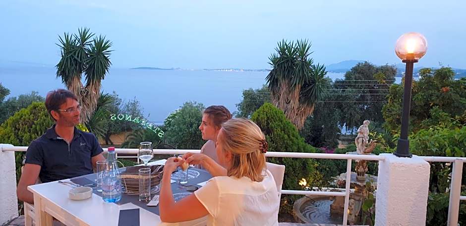 Stefanosplace ApartHotel Sea View