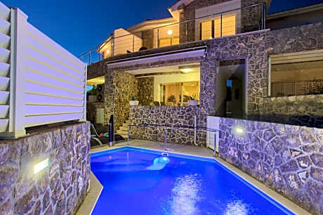 Villa Miracle 1 with heated pool