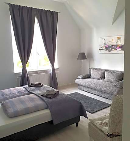 Large Double Room