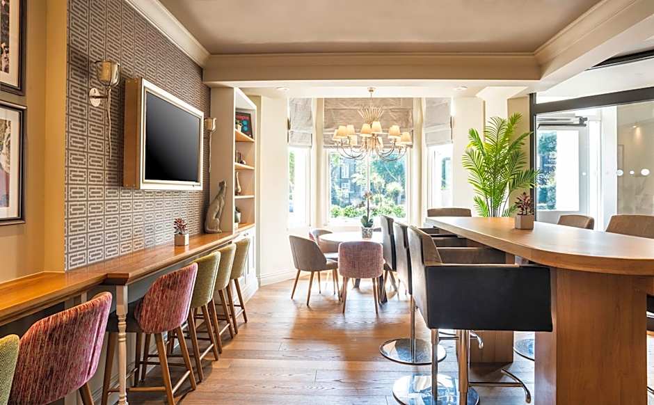 Point A Kensington Olympia