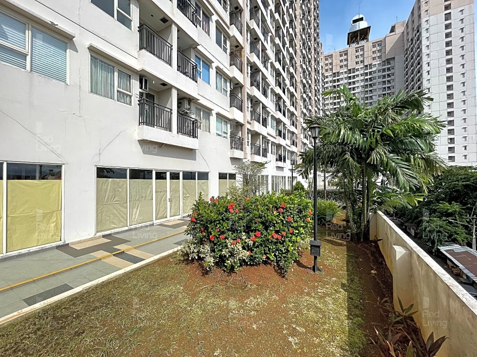RedLiving Apartemen Margonda Residence 4 - Si Boy