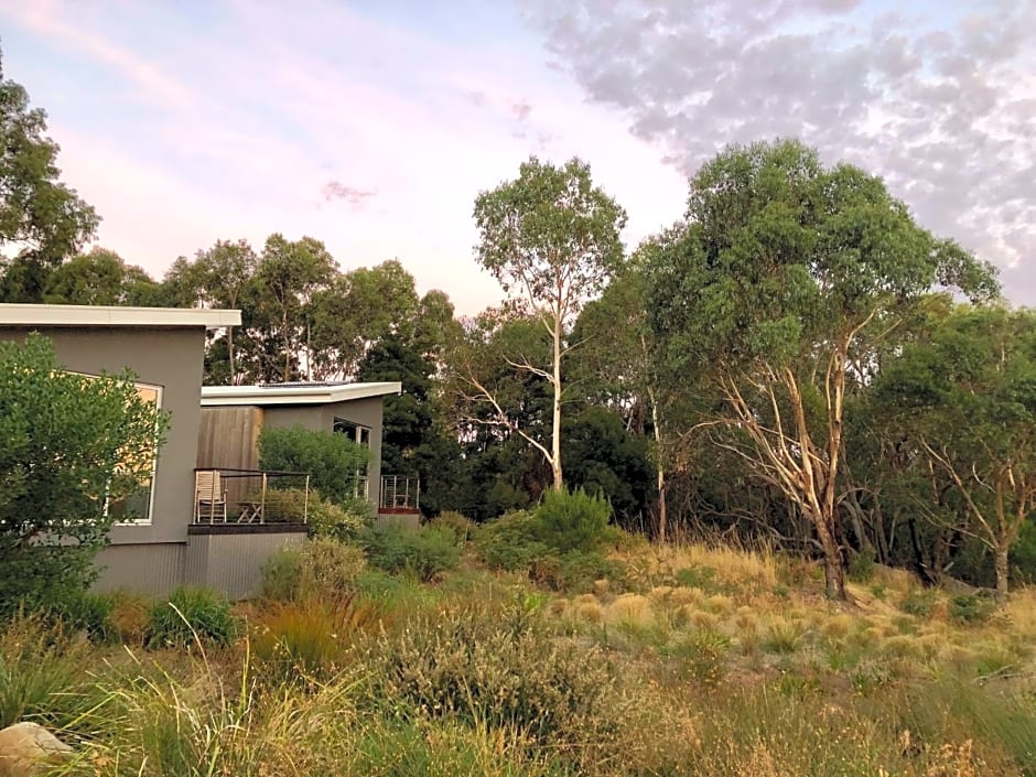 Messmates Luxury Eco Suites