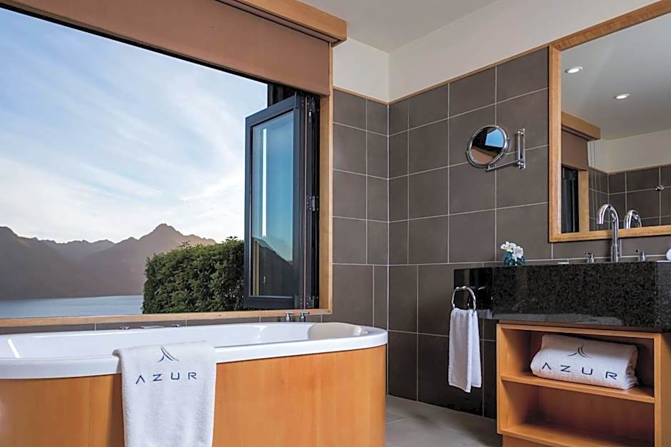 Azur Lodge