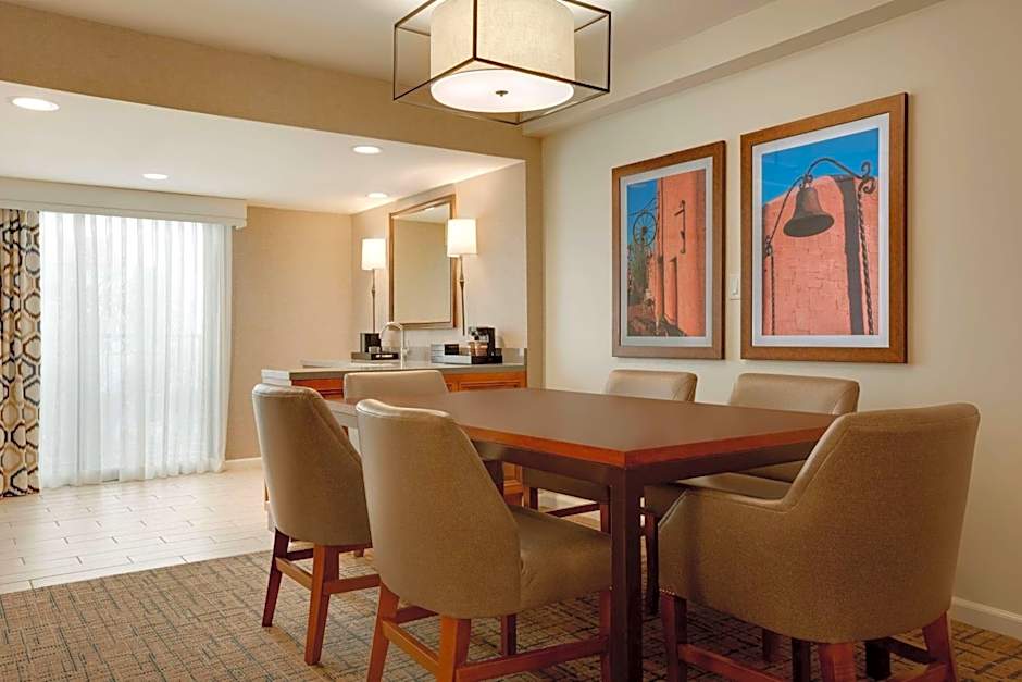 Embassy Suites by Hilton Scottsdale Resort