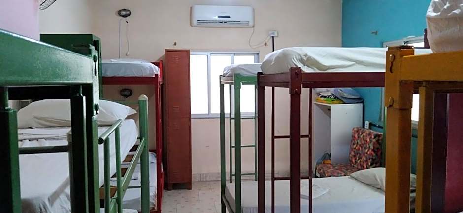 Casa da Cacaia e do Henrique