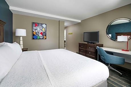 Premium King Room - Non-Smoking