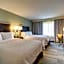 Hampton Inn By Hilton & Suites Milwaukee West