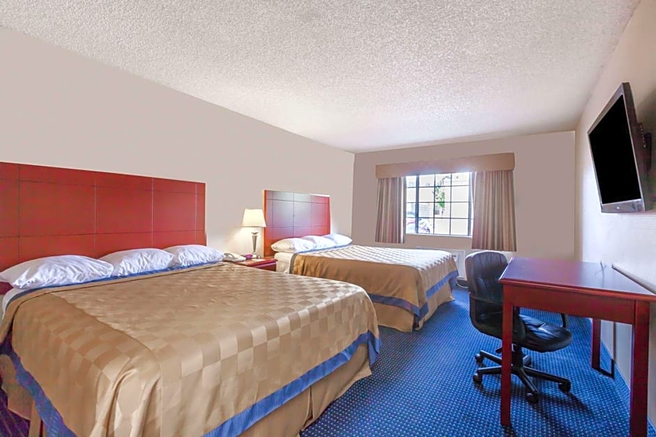 Days Inn by Wyndham Flagstaff I-40
