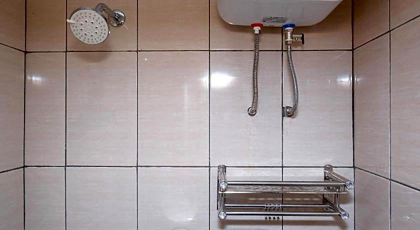 RedDoorz near RS Permata Medika Ngaliyan Semarang