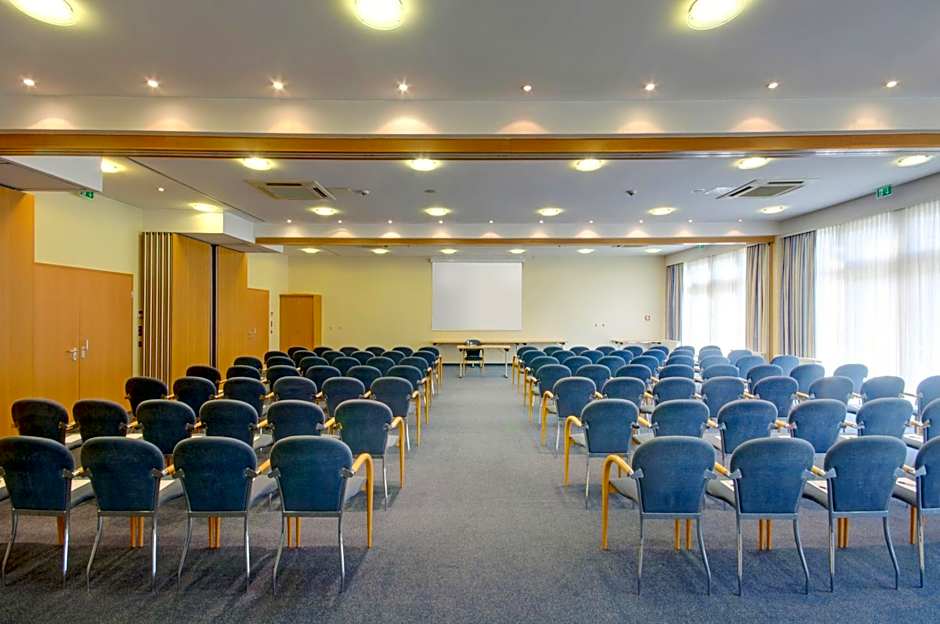 Hotel Oberhausen Neue Mitte Affiliated by Melia