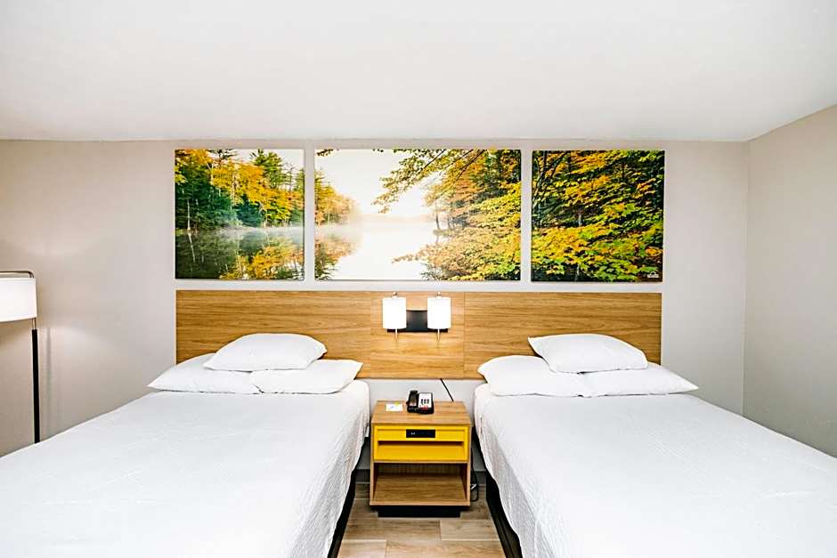 Days Inn by Wyndham Cincinnati East