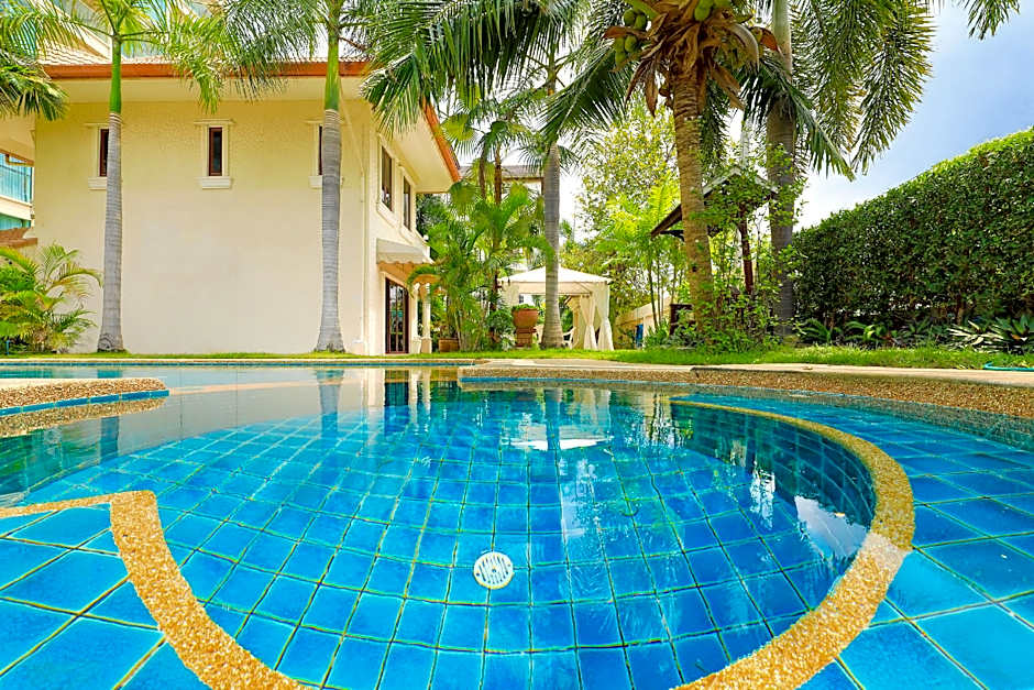 Siam Pool Villa Pattaya
