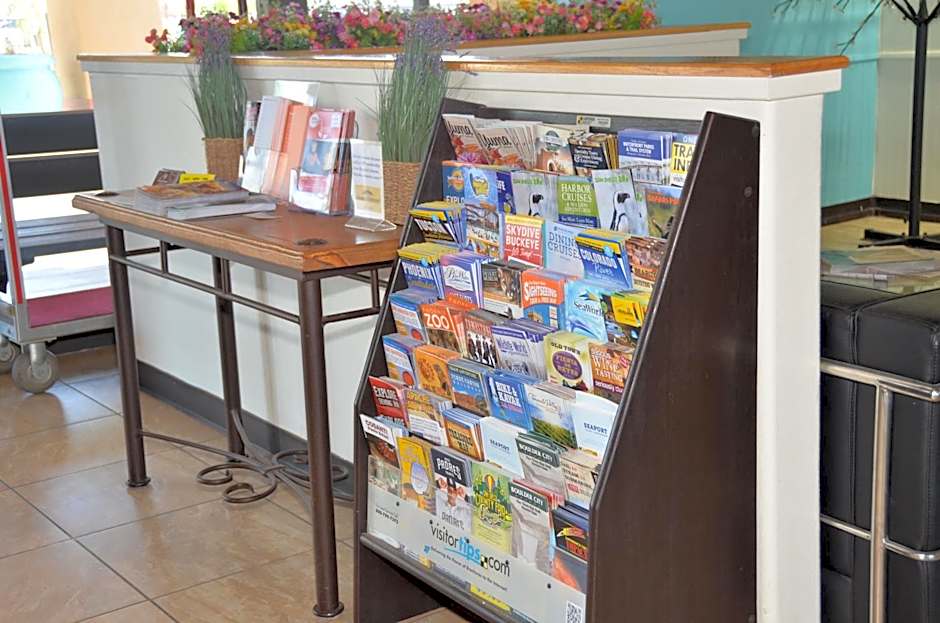 Howard Johnson by Wyndham Yuma