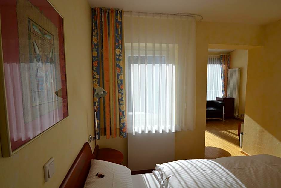 Weinhaus Steppe Hotel 3***Superior und Weinstube
