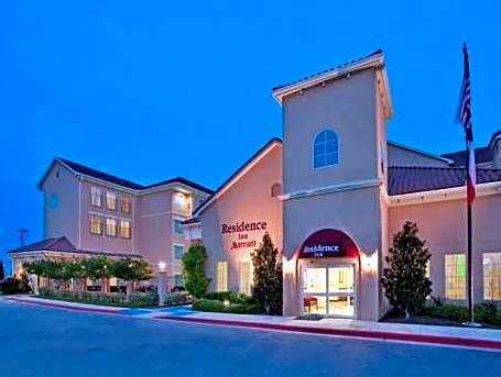 Two Bedroom Queen Suite, 2 Bedroom 2 Room Suite
