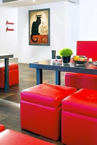 Chat Noir Design Hotel