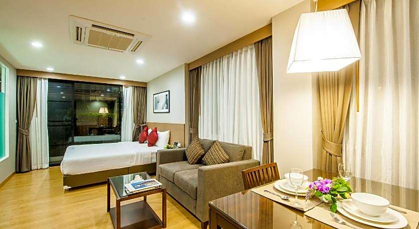 Burgundy Residence 304