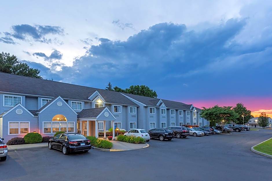 Microtel Inn & Suites By Wyndham Bethel/Danbury