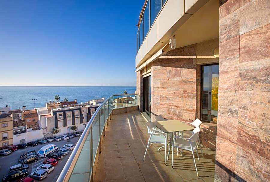 Moon Dreams Calabahía