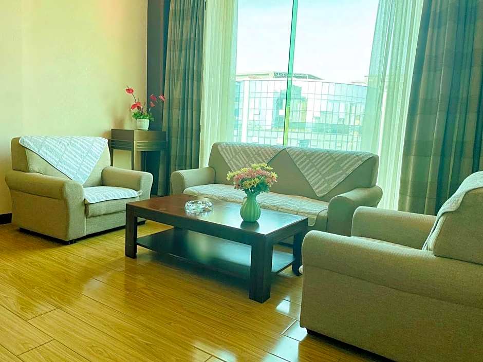 Cheerful Hotel