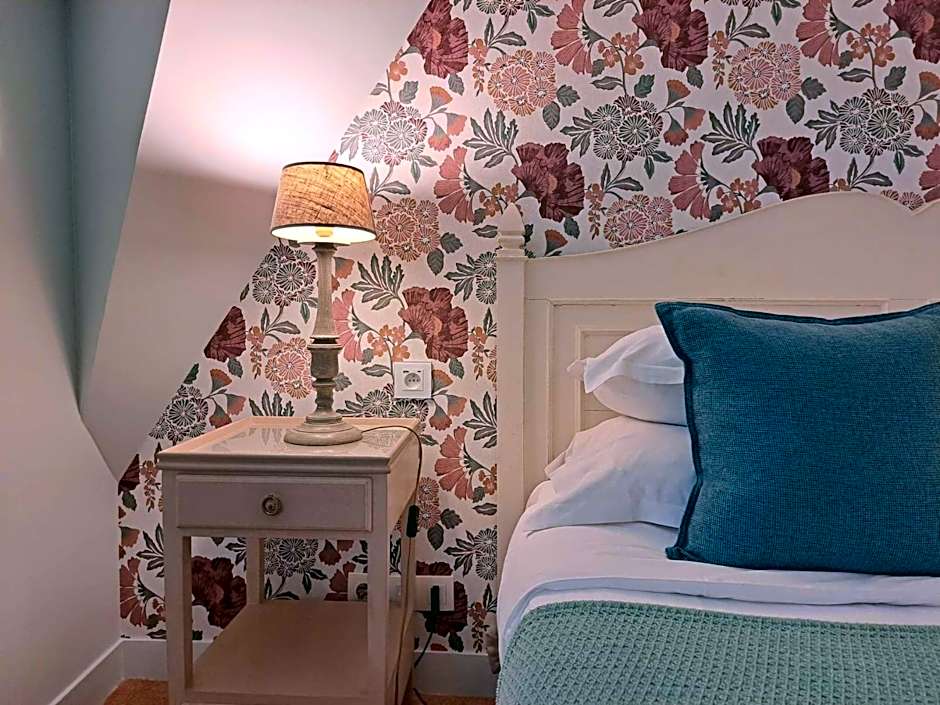 Hôtel Traiteur Les Ormes, The Originals Relais