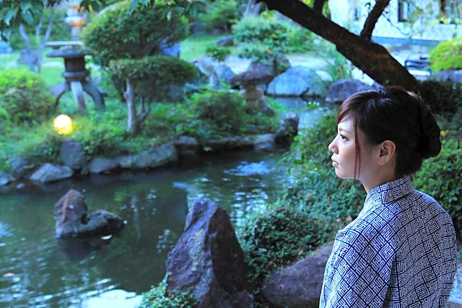 Yanagiya