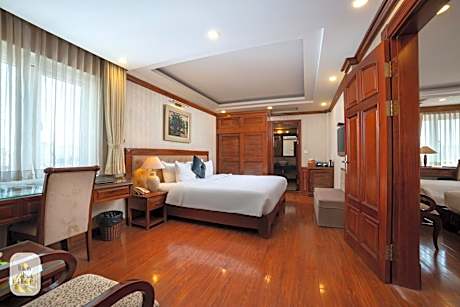 Family connecting room City View + Free Afternoon Tea