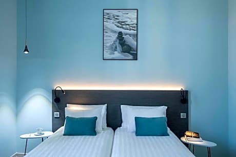 Superior Twin Room - City View