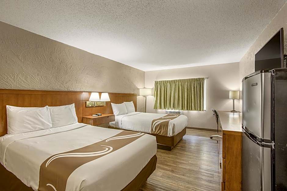 Rodeway Inn & Suites Grand Rapids Southeast
