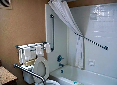 Double Room - Disability Access Tub